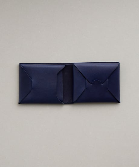 SEAMLESS SHORT WALLET "INDIGO"