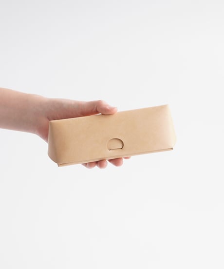 SEAMLESS GLASSES & PEN CASE ( NUDE / BLACK )