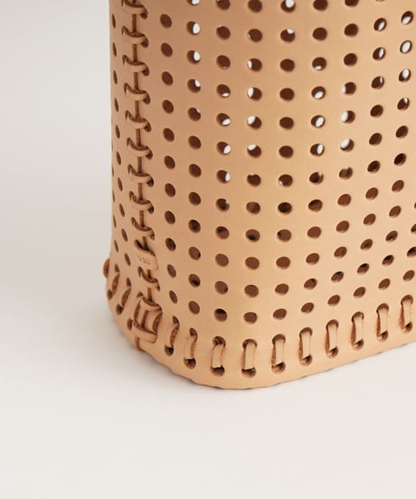 "KAGO" MINI BAG - M ( NUDE / BLACK )
