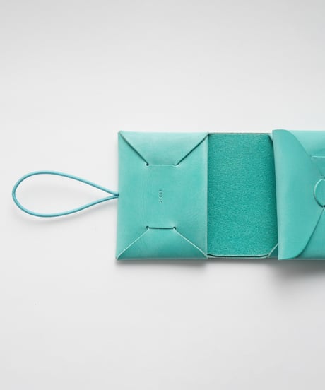 SEAMLESS "WAXED LEATHER" MINI WALLET-2 ( ICE BLUE )