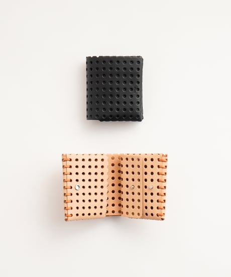 "KAGO" SHORT WALLET ( NUDE / BLACK )