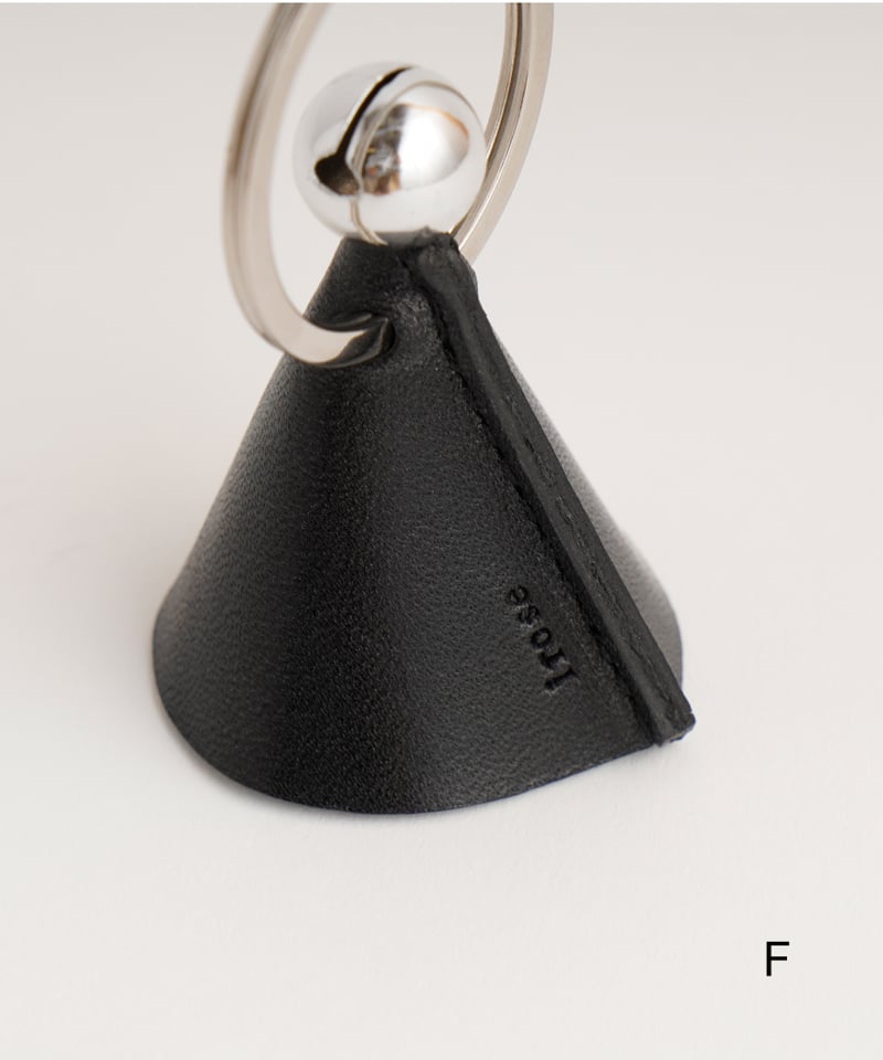 OK KEY RING M / F ( NUDE / BLACK ) | i ro se