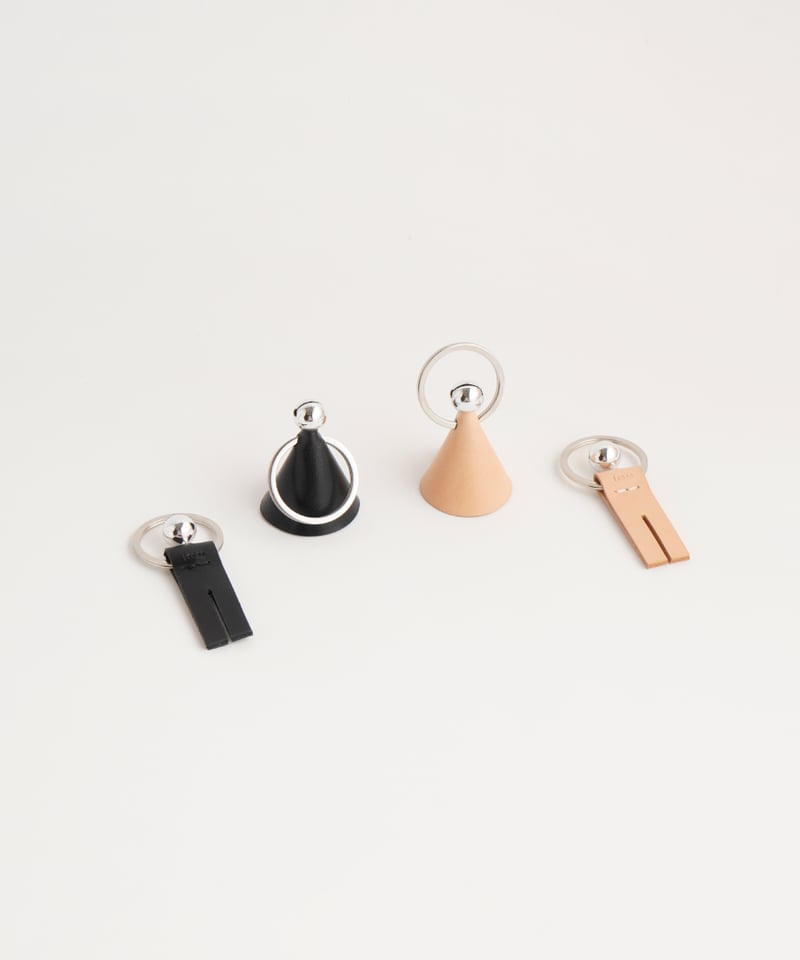 OK KEY RING M / F ( NUDE / BLACK ) | i ro se