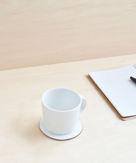 PAPER LEATHER COASTER  ( WHITE )