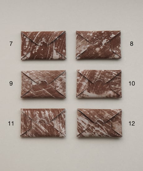 SEAMLESS ”BLEACHED LEATHER” CARD CASE　（BROWN x L.GRAY）