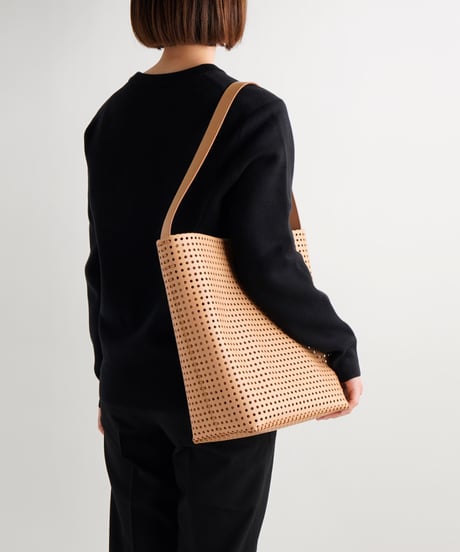 "KAGO" SHOULDER TOTE - L ( NUDE / BLACK )