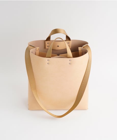 SEAMLESS TOTE BAG - L ( NUDE / BLACK )