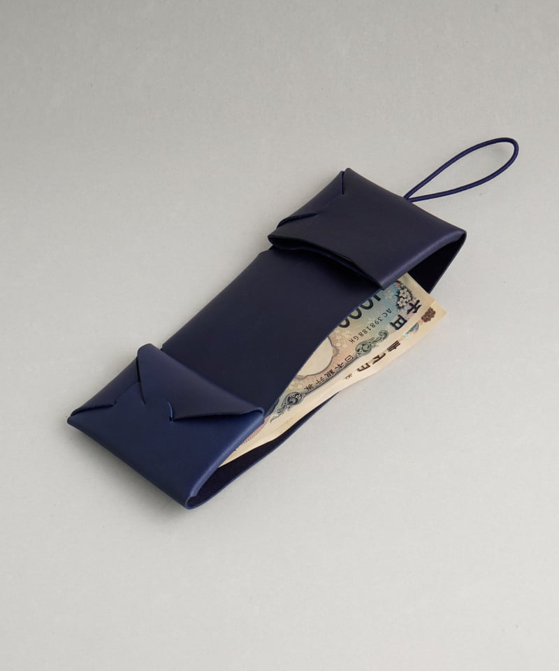 SEAMLESS COMPACT WALLET SEAMLESS COMPACT WALLET