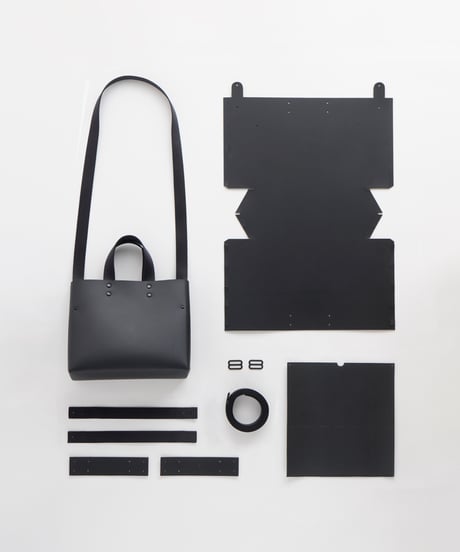 SEAMLESS TOTE BAG - S ( NUDE / BLACK )