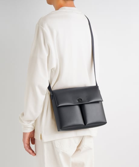 SEAMLESS SHOULDER BAG 2 ( NUDE / BLACK )
