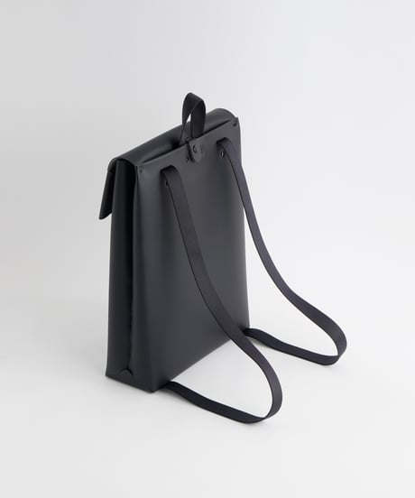 SEAMLESS BACKPACK ( NUDE / BLACK )
