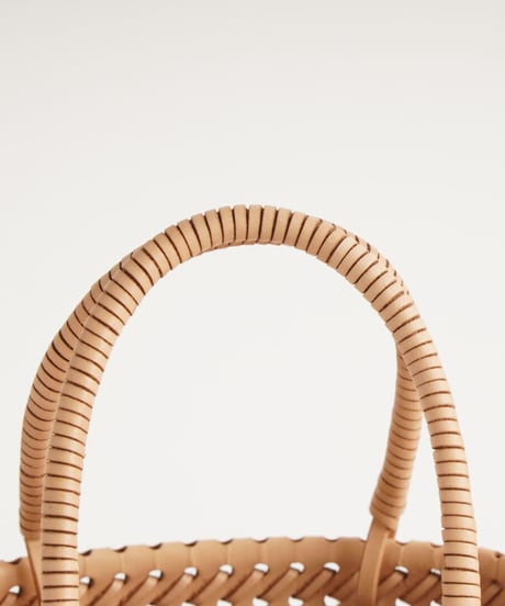 "KAGO" MINI BAG - M ( NUDE / BLACK )