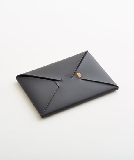 SEAMLESS CLUTCH BAG-S ( BLACK / NUDE )