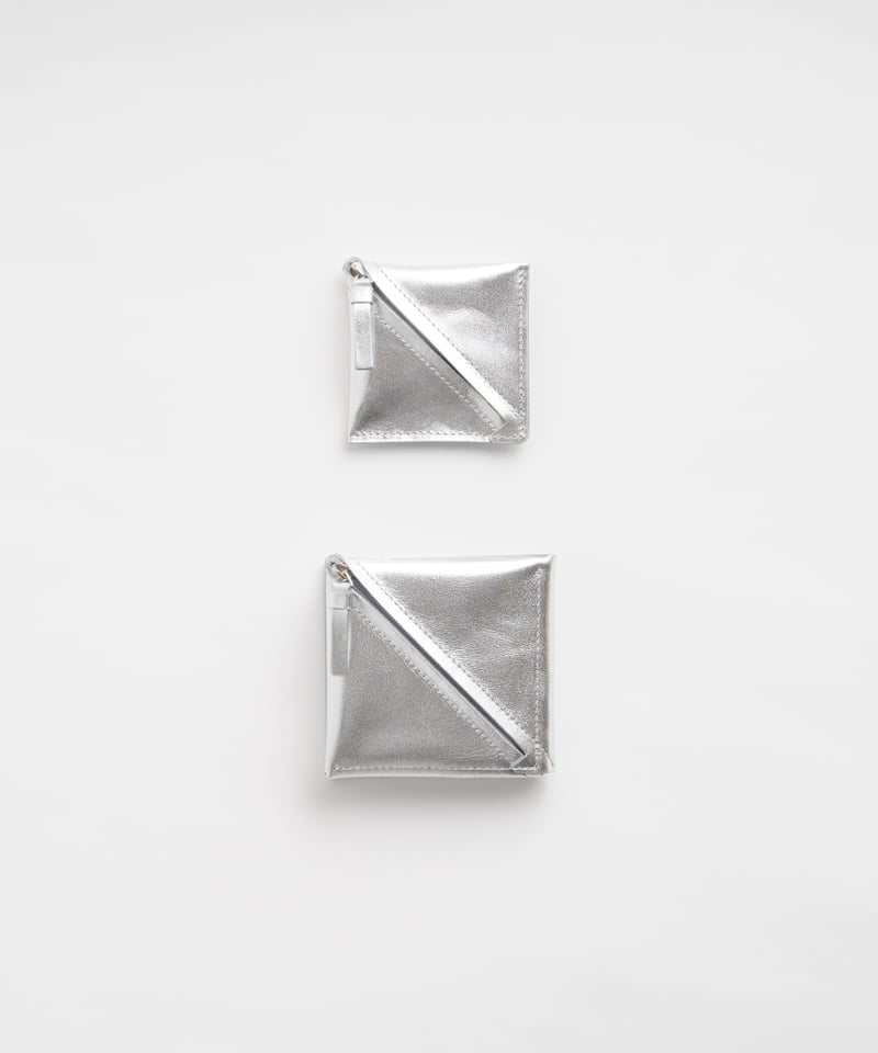 SLANT SHORT WALLET ( SILVER ) | i ro se Offici