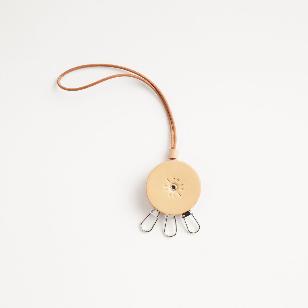 YOYO KEY HOLDER ( NUDE / BLACK ) | i ro se Off