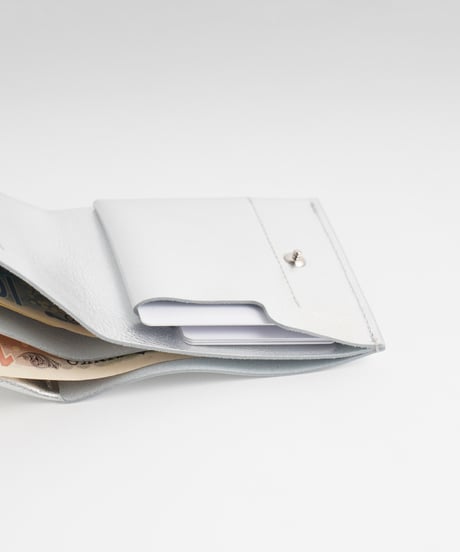 SLANT SHORT WALLET ( SILVER )