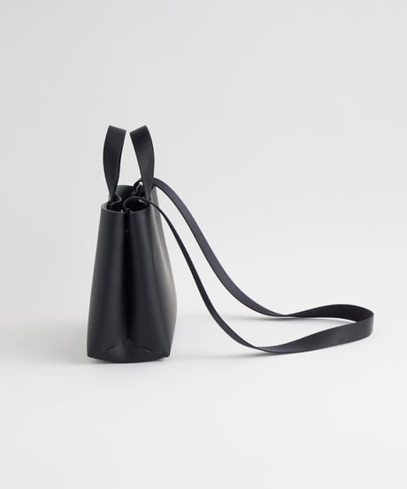 SEAMLESS TOTE BAG - S ( NUDE / BLACK )