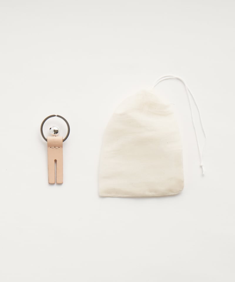 OK KEY RING M / F ( NUDE / BLACK ) | i ro se