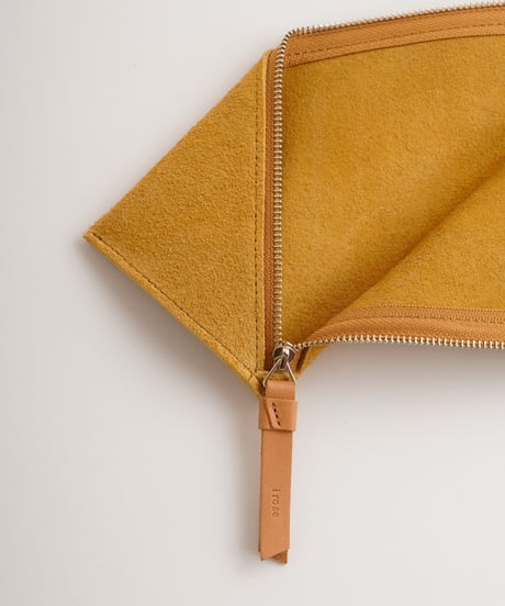 SPIRAL PEN CASE ( 3 colors )