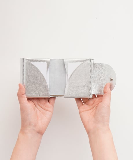 FOLD 2F WALLET ( SILVER )