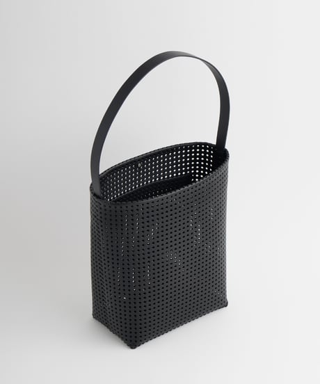 "KAGO" SHOULDER TOTE - L ( NUDE / BLACK )