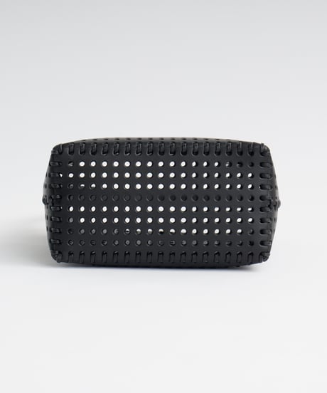 "KAGO" SHOULDER TOTE - M ( NUDE / BLACK )