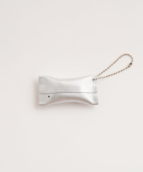WHISTLE CHARM ( CAMEL / BLACK / SILVER )