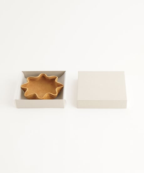 WIRE WORK TRAY ( 3 colors )