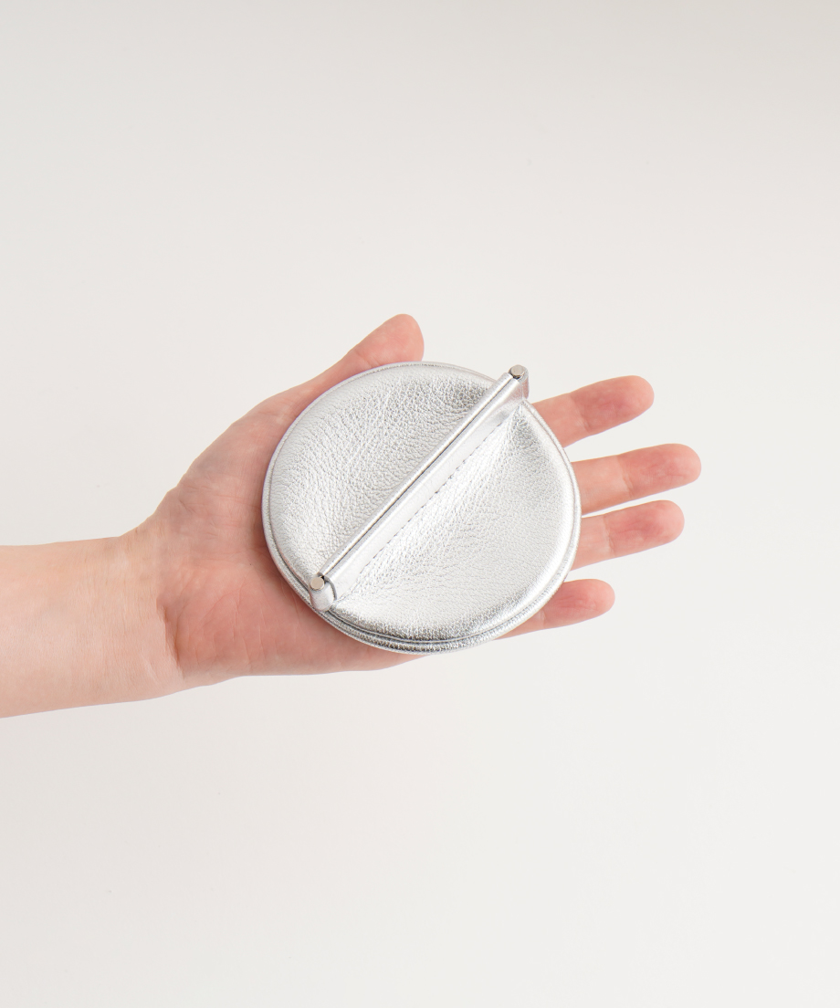 ROUND COIN CASE ( SILVER ) | i ro se Official