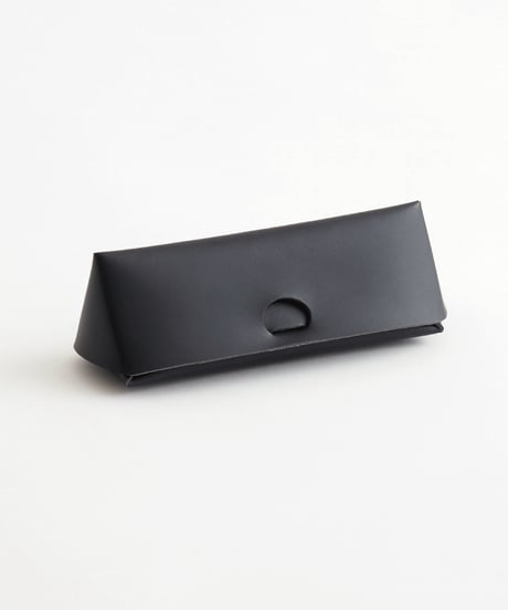 SEAMLESS GLASSES & PEN CASE ( NUDE / BLACK )