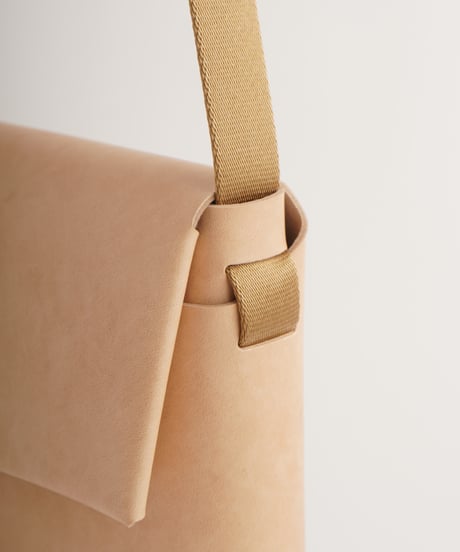 SEAMLESS SHOULDER BAG 2 ( NUDE / BLACK )