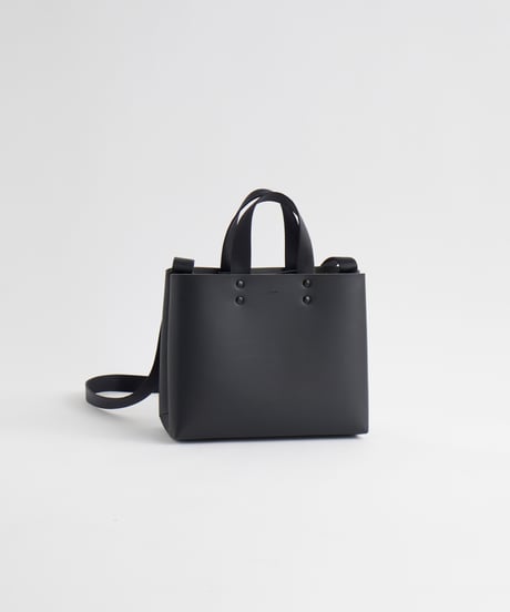 irose バック　ブラック irose イロセ SEAMLESS SHOULDER CASE 鞄 BAG レディース 通販