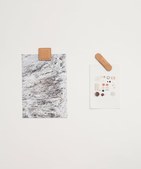 LEATHER MAGNET "BAND-AID"