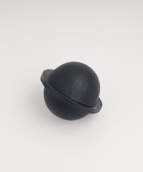 PLANET MAGNET（NUDE / BLACK）