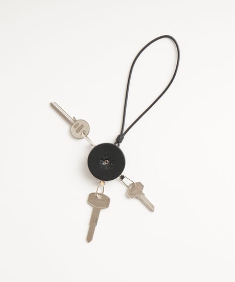 YOYO KEY HOLDER ( NUDE / BLACK )