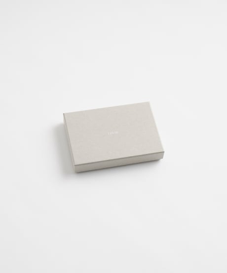 SEAMLESS "WAXED LEATHER" CARD CASE  ( ICE BLUE )