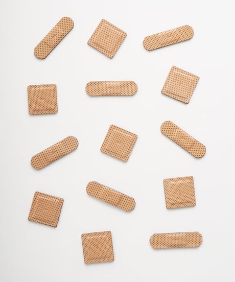 LEATHER MAGNET "BAND-AID"