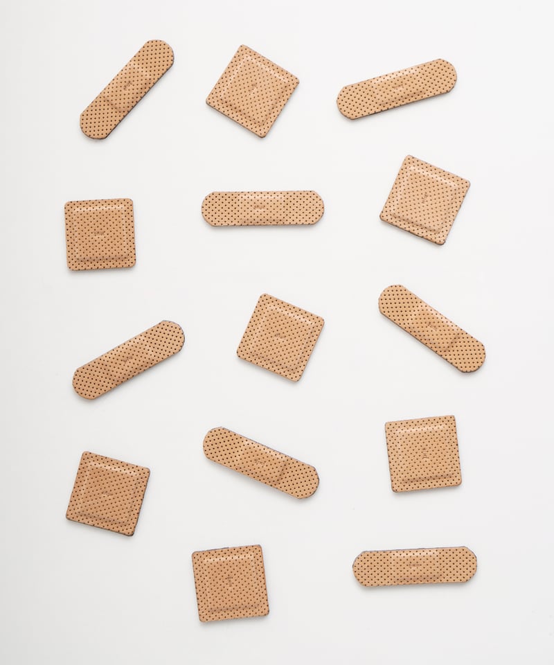 LEATHER MAGNET 