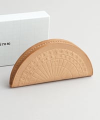 protractor coin case ( nude / black)