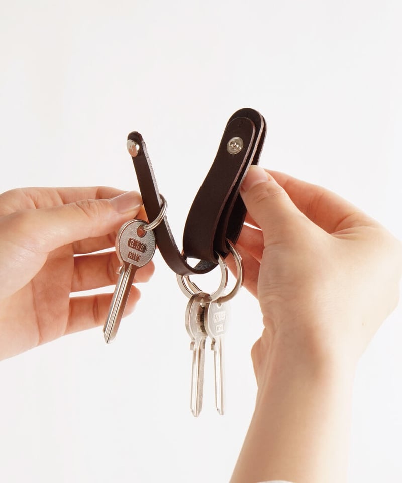 FOLD 3R KEY HOLDER ( 3 colors ) | i ro se Offi