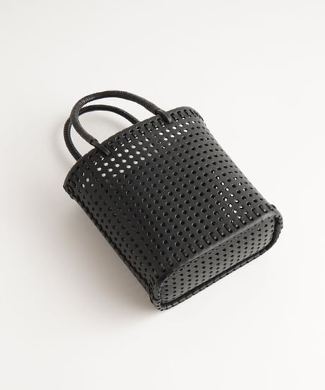 "KAGO" MINI BAG - M ( NUDE / BLACK )