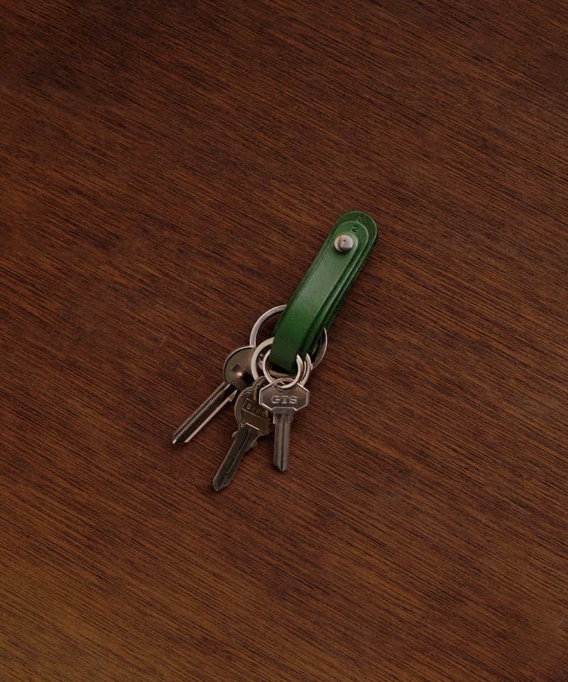 FOLD 3R KEY HOLDER ( GREEN ) | i ro se Officia