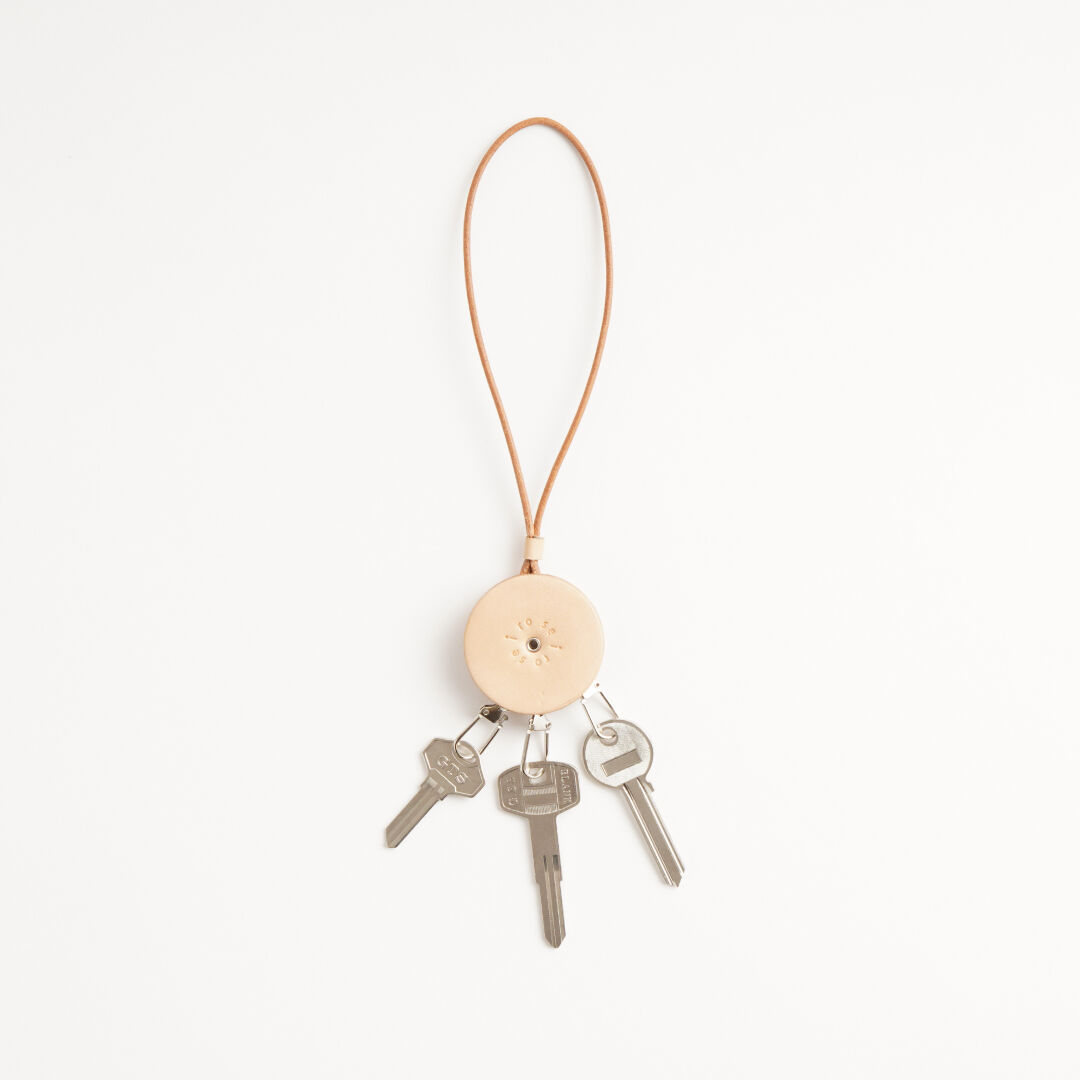 YOYO KEY HOLDER ( NUDE / BLACK ) | i ro se Off