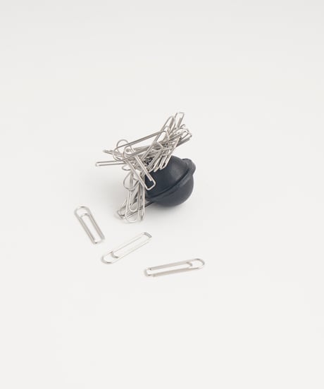 PLANET MAGNET（NUDE / BLACK）