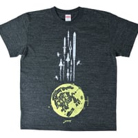 月基地からロケットＴシャツ