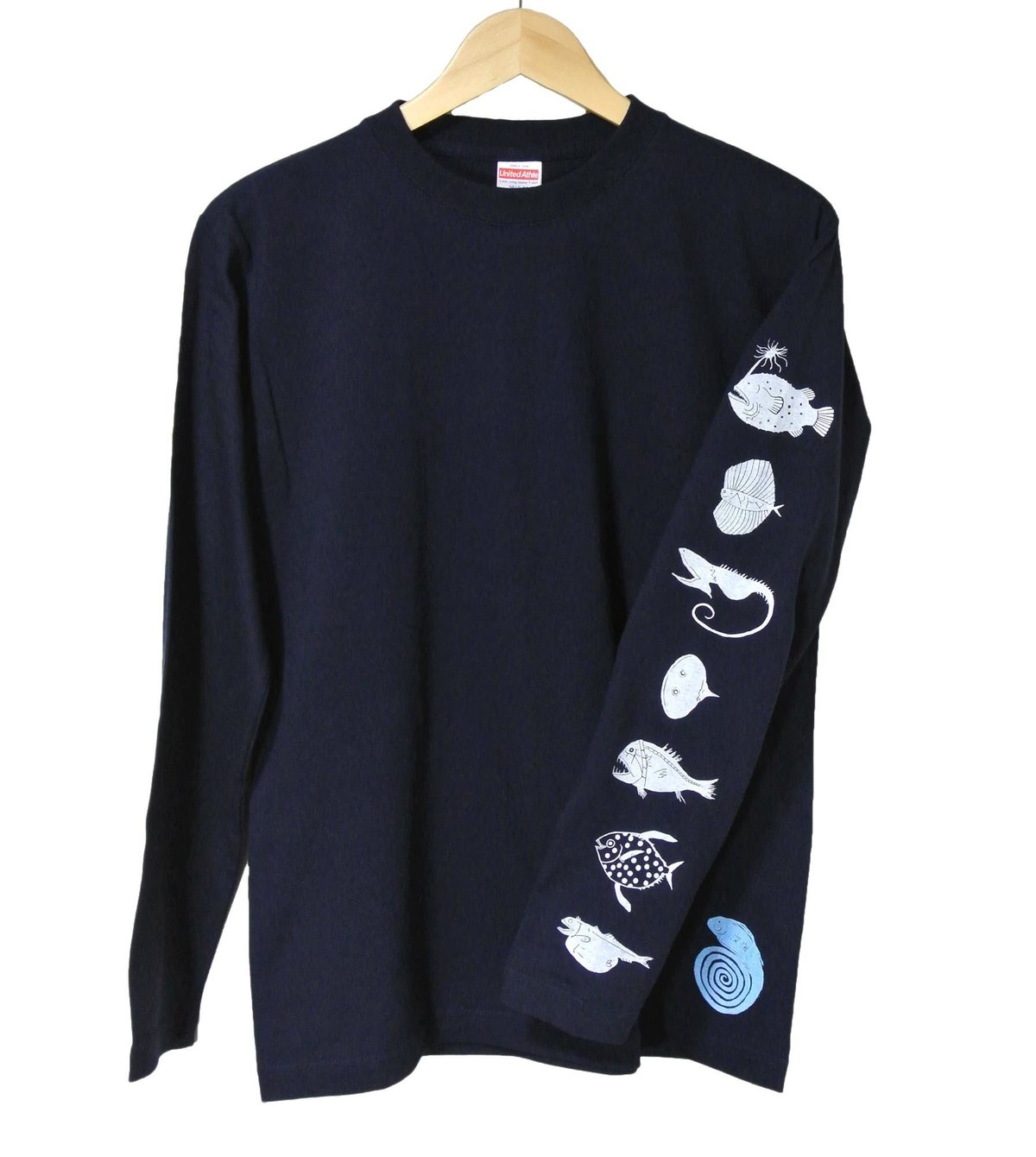 概、深海魚 長袖Tシャツ メンズ（袖プリント） | ユキヨシ衣料｜楽しい
