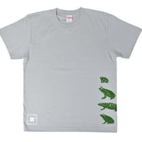地球のカエルTシャツ　メンズ