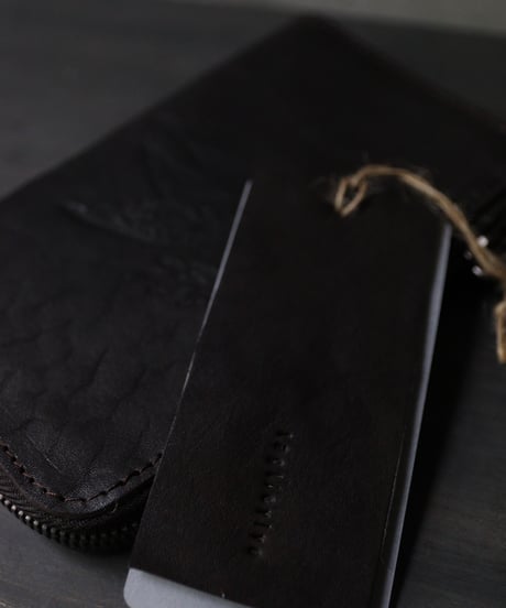 ALEKSANDR MANAMISアレクサンダーマナミ/ AM-T SOFFIETTO WALLET - BLACK革財布 /am-26015