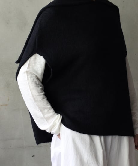 native villageネイティブビレッジShade of a tree No.15:Shade of a tree/Knit bloom vest | oeuf.f