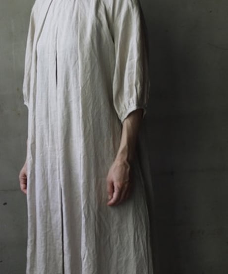 cavane キャヴァネ / Over Tuck Linen100 Dressワンピース / ca-25100